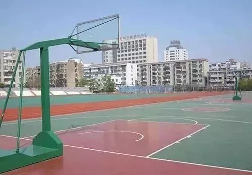 杩炰簯娓捣宸炲尯杩愬姩鍦哄湴,涓庝綘鍒嗕韩骞煎効鍥繍鍔ㄤ細鍐呭