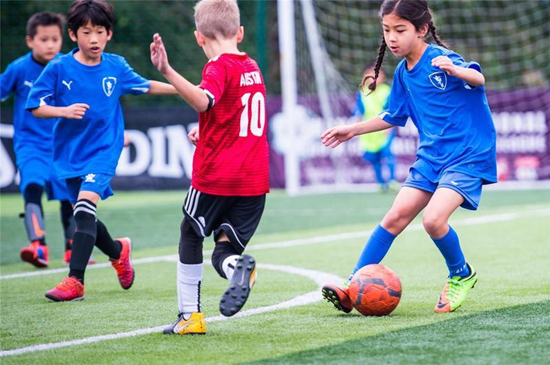 上海国际青少年足球联赛,让孩子感受到足球的快乐