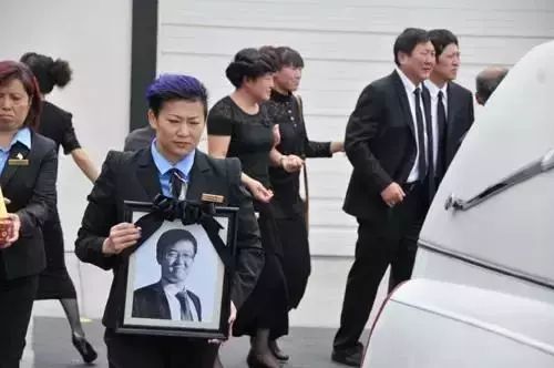 1962上海蒙古国女留学生被害案,留学生赴美遇害