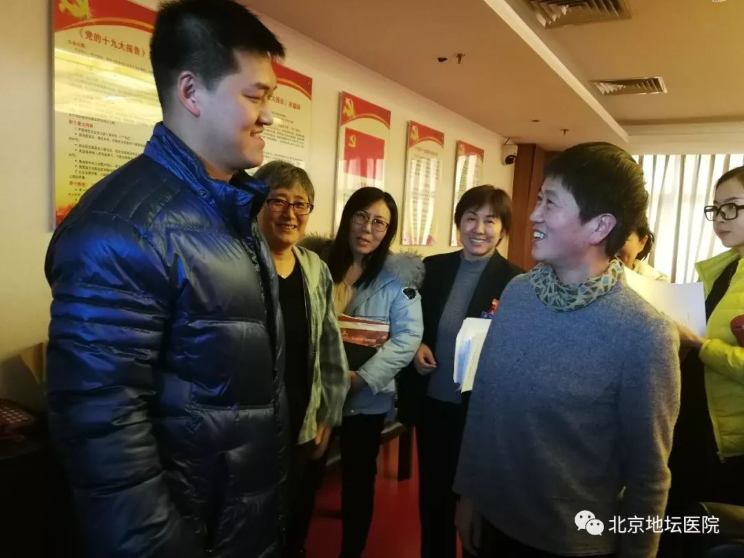 让“零艾滋”从孩子开始地坛医院两位专家即将奔赴凉山越西支援