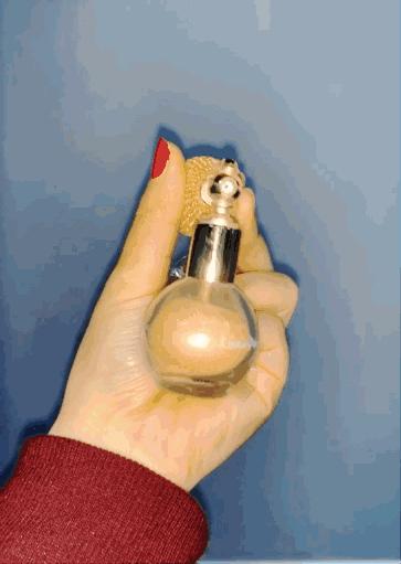 十级美颜都掩盖不住憔悴的面容,十级美颜也遮不住我的熊猫眼