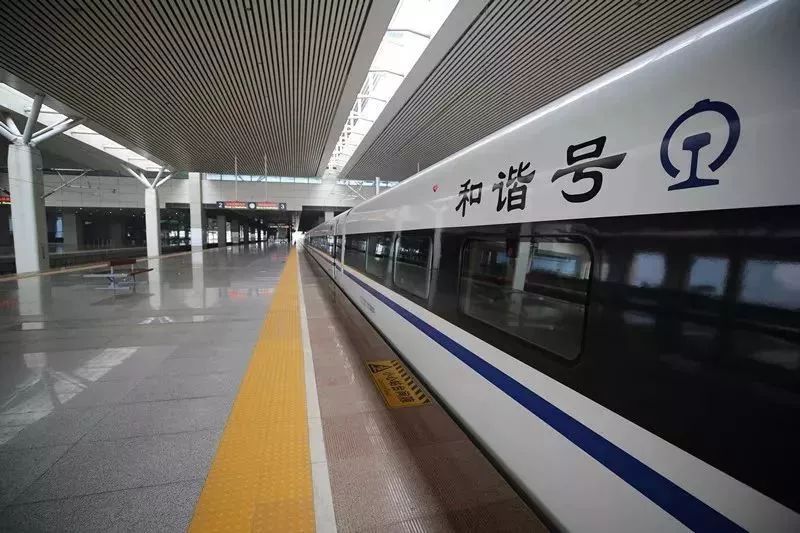 致敬改革开放40周年的新闻,致敬改革开放40年致敬企业家