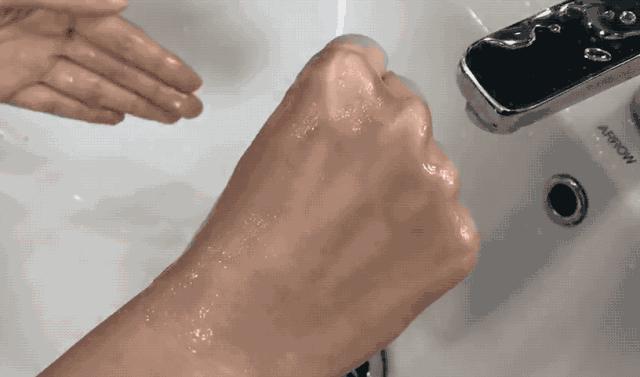 轻松卸妆一步到位,轻松卸妆