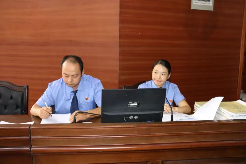 刘祎检察长在旌德县十六届人代会第三次会议上作检察院工作报告