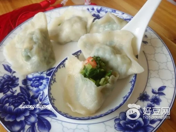 超级美味的韭菜牛肉虾仁饺子,韭菜虾仁鸡蛋水饺鲜香味美一盘子