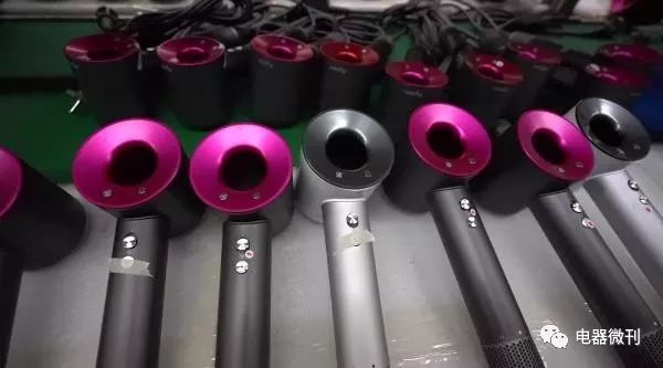 上海警方破获奢侈品假冒珠宝案,安徽警方破获假戴森吹风机案