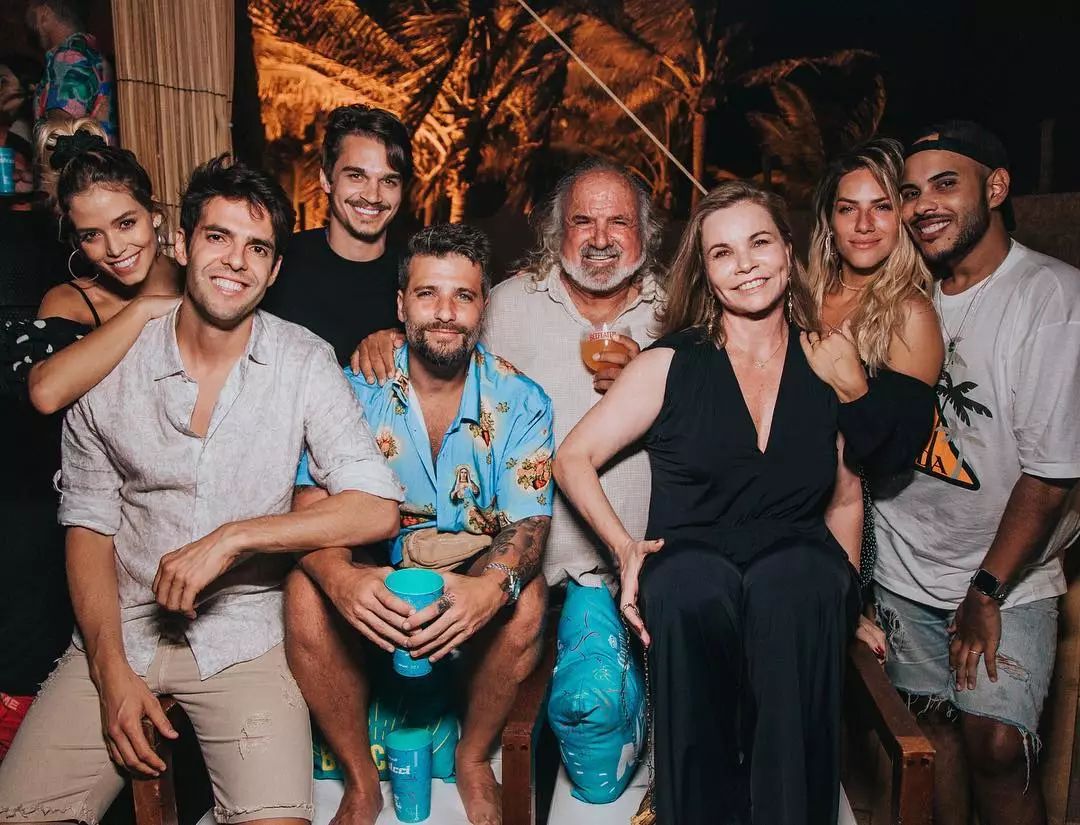 金卡戴珊近日出街,金卡戴珊东京街拍