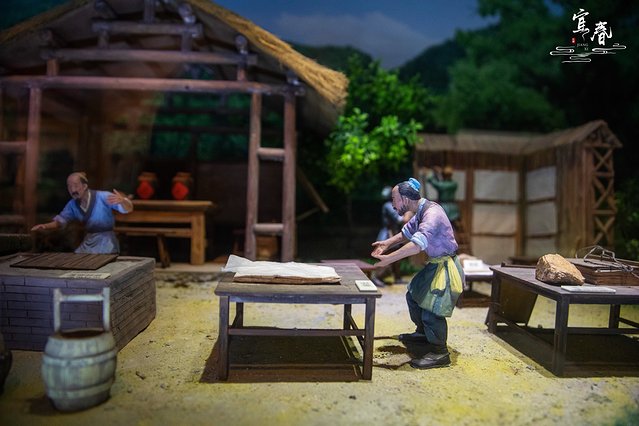 明月处处有，唯有宜春月最明