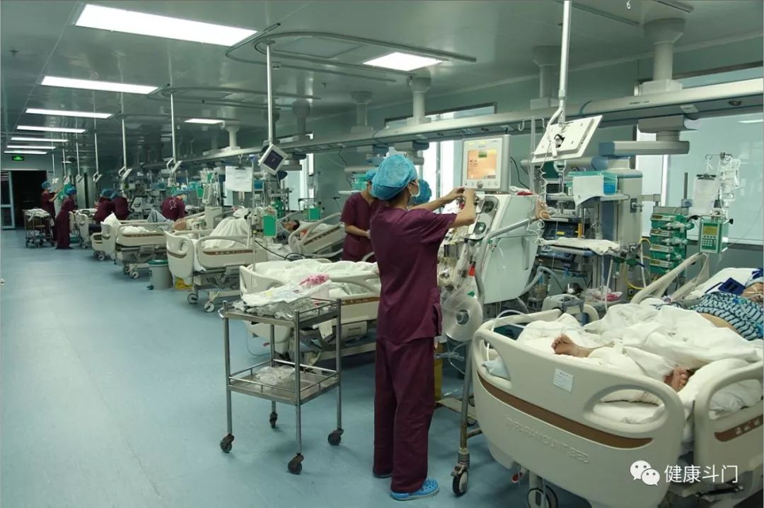 大写的骄傲！遵医五院喜获国家级荣誉称号！