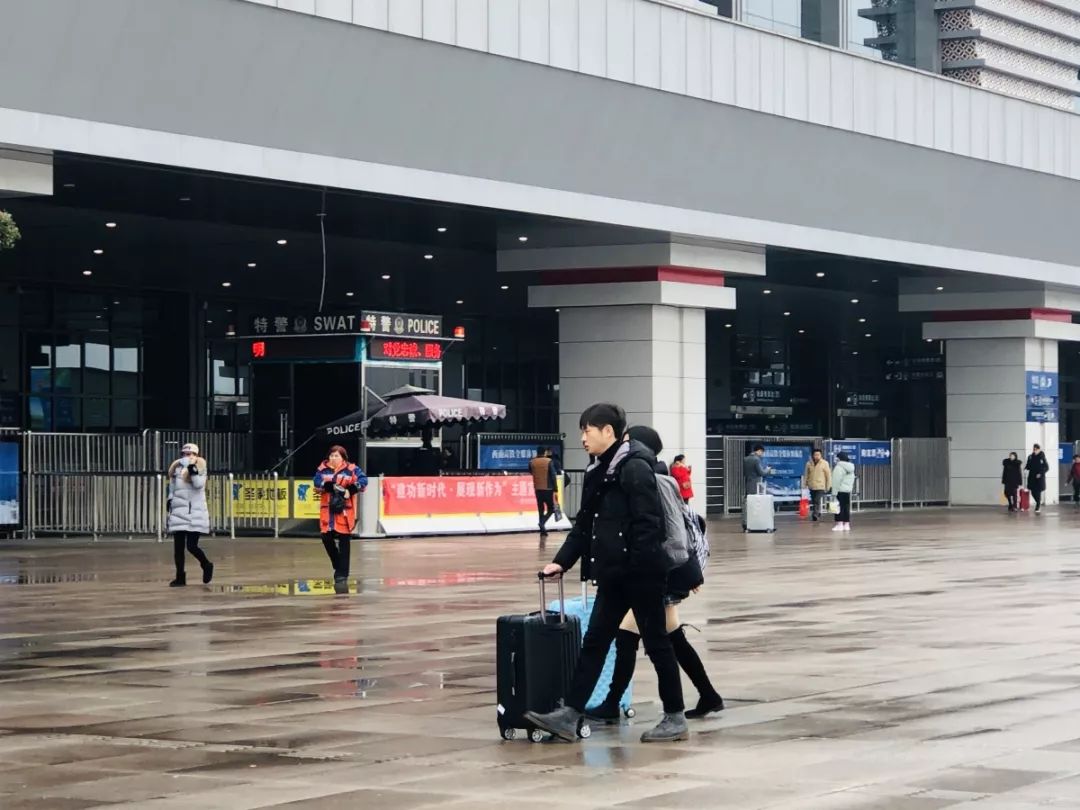 贵阳北站迷路记,贵阳北站走错广场可以进去吗