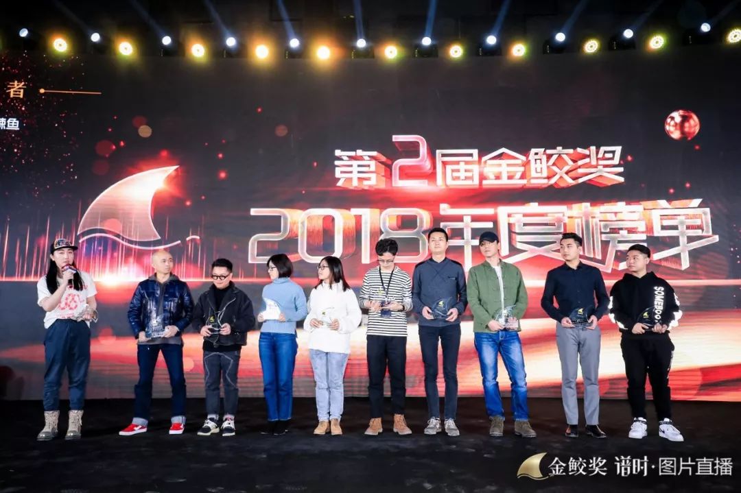 鍗冧汉瑙佽瘉,鍗冧汉瑙佽瘉澶у挅浜戦泦