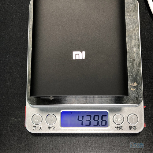 小米移动电源310000毫安69元,小米移动电源320000毫安22.5测评