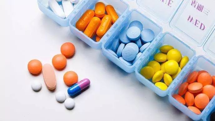 经常牙龈出血对牙有什么害处,换牙时牙龈出血怎么回事