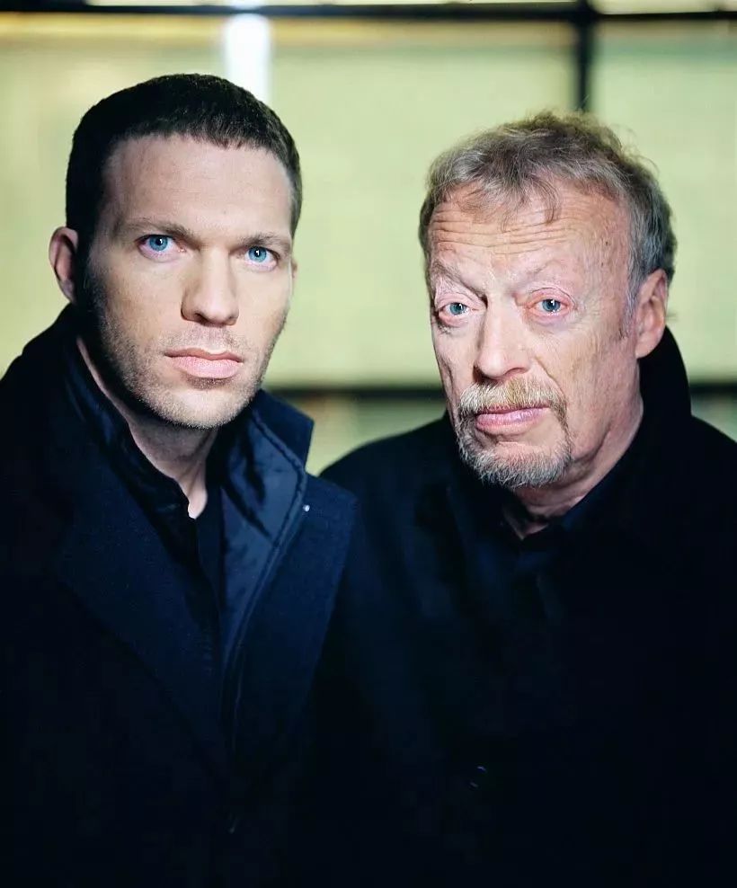 拍不好《大黄蜂》就回家继承2000亿家产！“美国王思聪”的逆天人生，比电影更精彩……