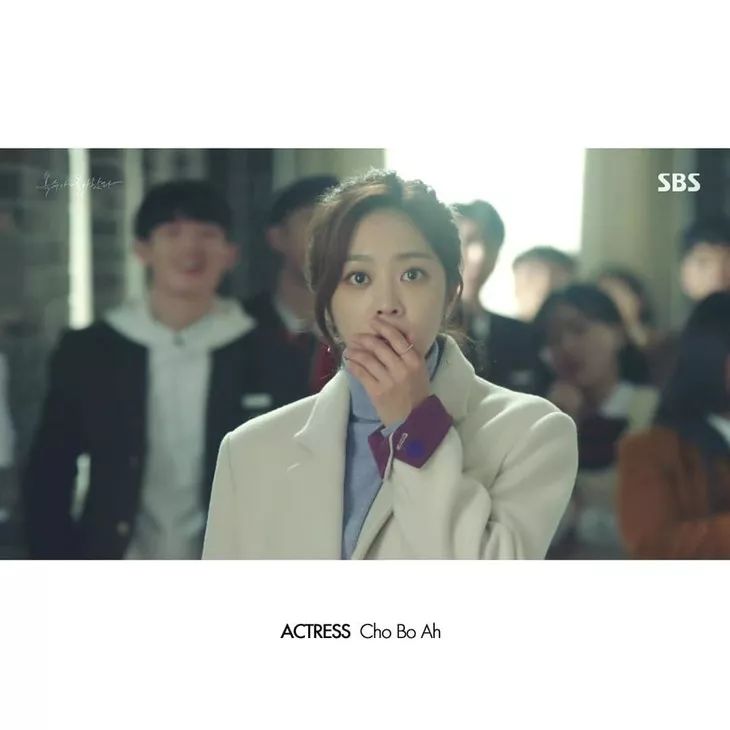 朴信惠耳线同款,朴信惠同款鞋是什么品牌