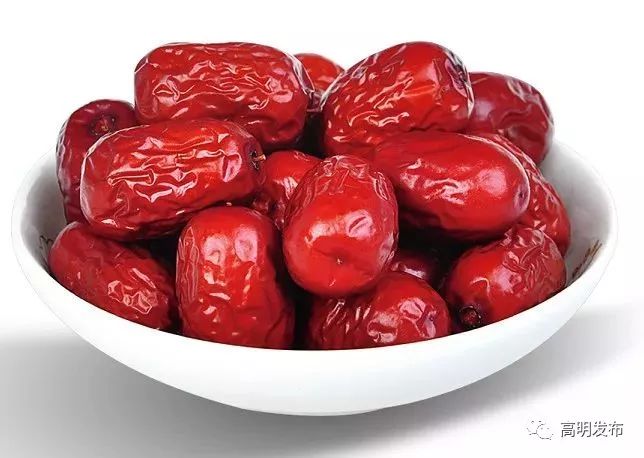 肾水不足手脚怕冷长斑怎么调理,手脚冰冷失眠长斑怎么调理