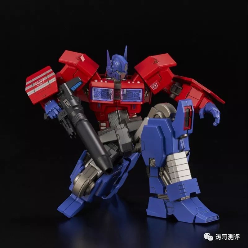 风雷擎天柱IDW拼装模型,idw漫画擎天柱造型