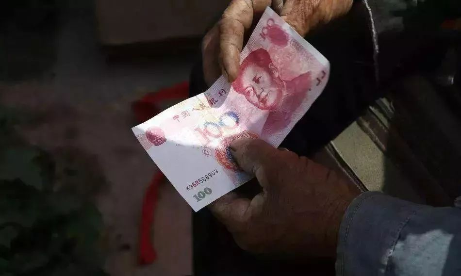 “3毛钱，买走了她18岁的命”