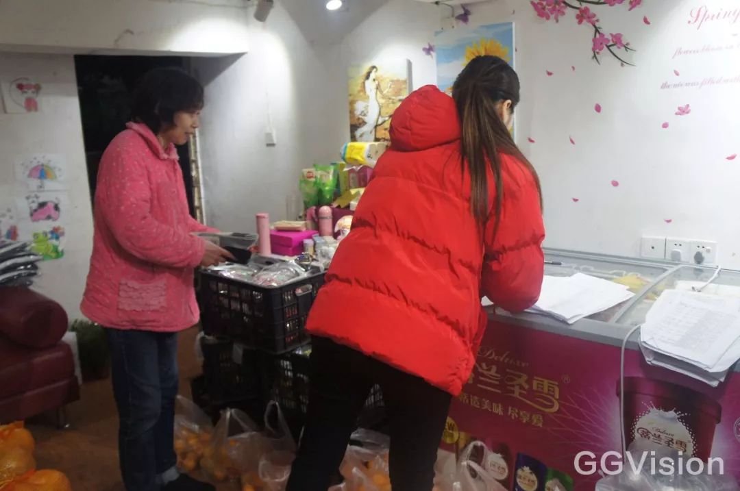 *底卧**社区团购，我们跟3位团长聊了聊这门好生意