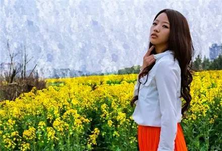 拍照油菜花技术技巧,手机拍摄油菜花人像摄影方法