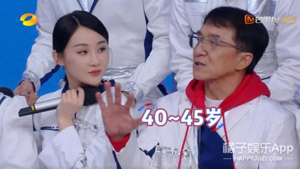 何炅童颜不老图片,44岁的何炅还是童颜脸