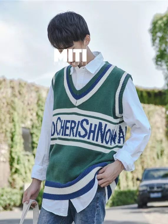 我和男朋友的服装对比,与闺蜜男朋友穿情侣装