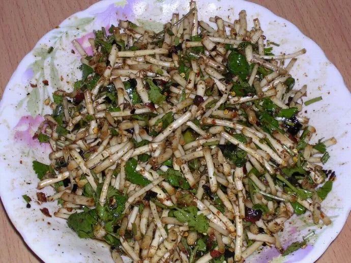 贵阳不光折耳根还有很多美食,贵阳美食里有特色米饭