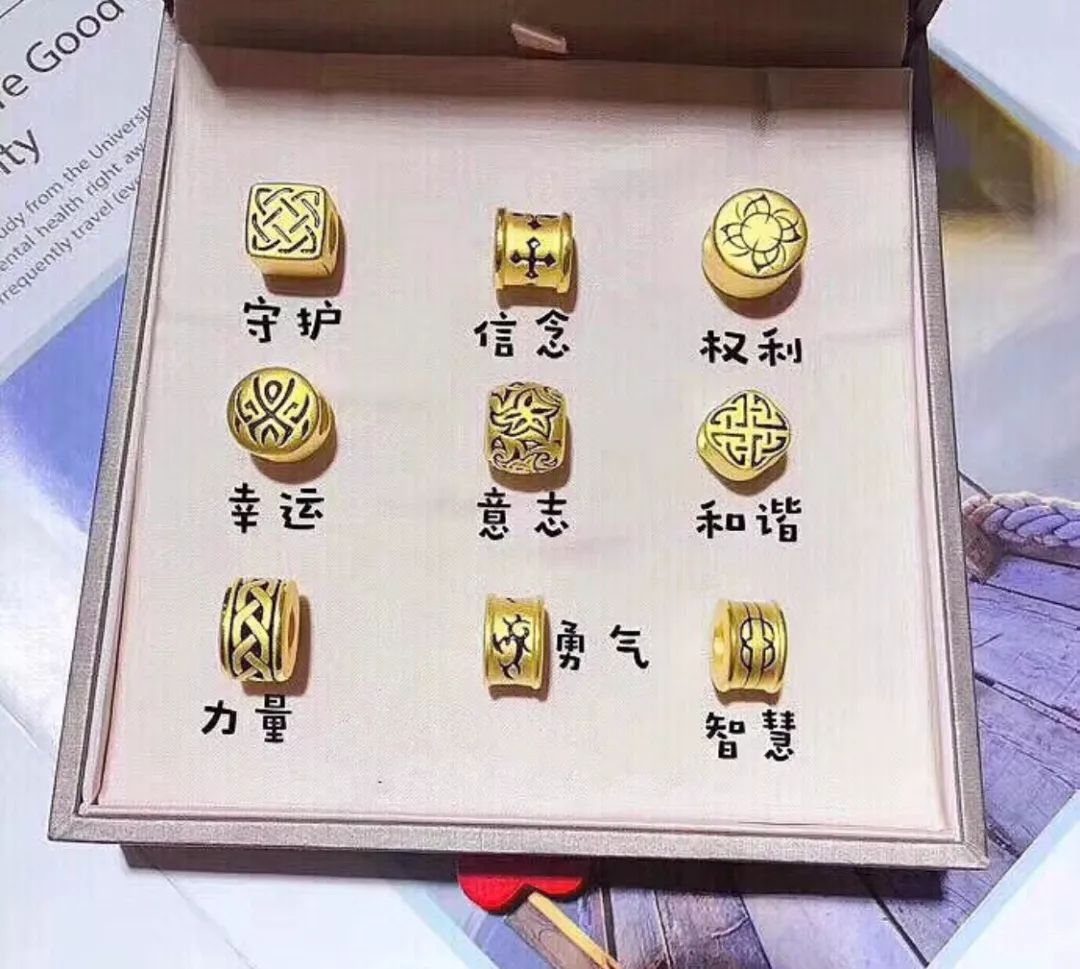 女生最喜欢的情人节礼物须知,男女情人节互赠礼物