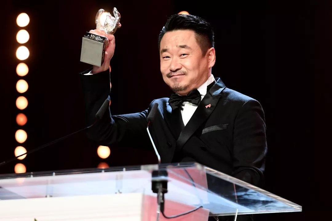 王景春获柏林影帝微博庆祝,王景春柏林电影节影帝