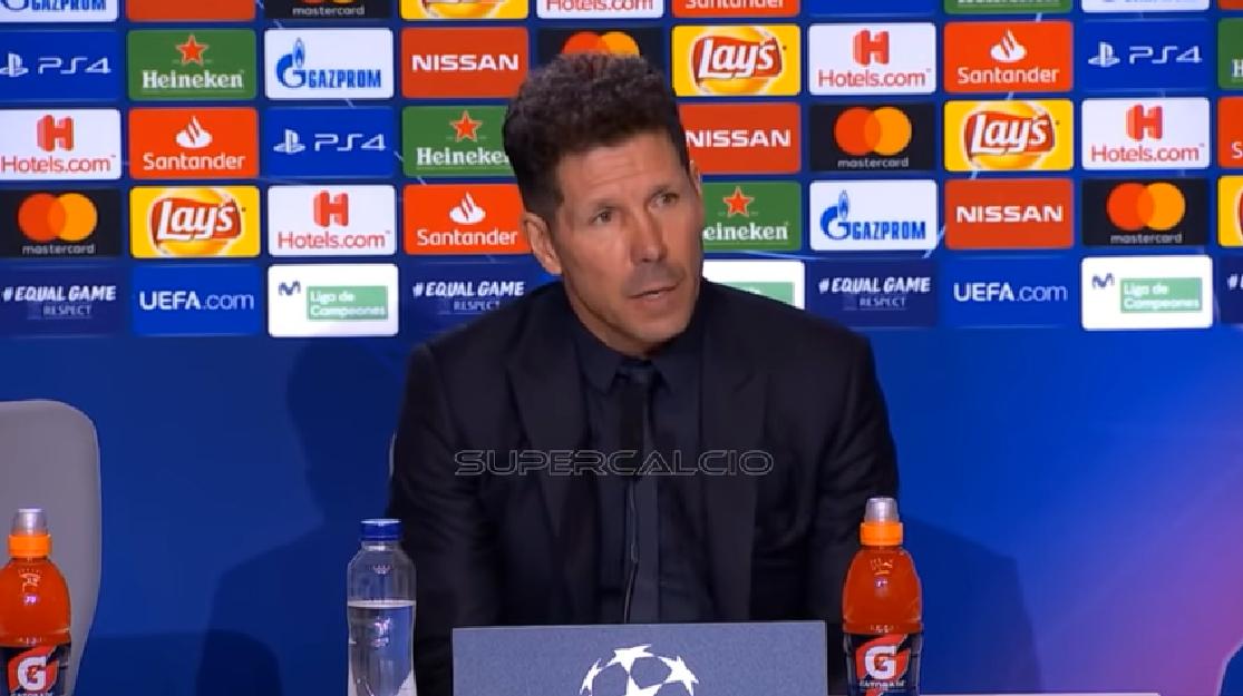 西蒙尼第3次进球,西蒙尼撞倒贝克汉姆得了黄牌吗