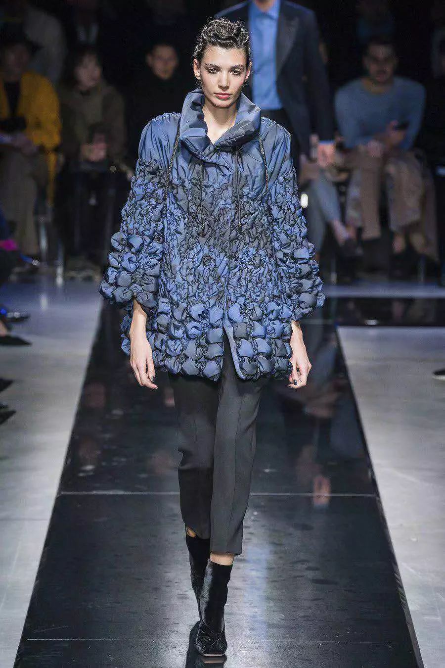 时装周giorgioarmani,armani米兰时装周