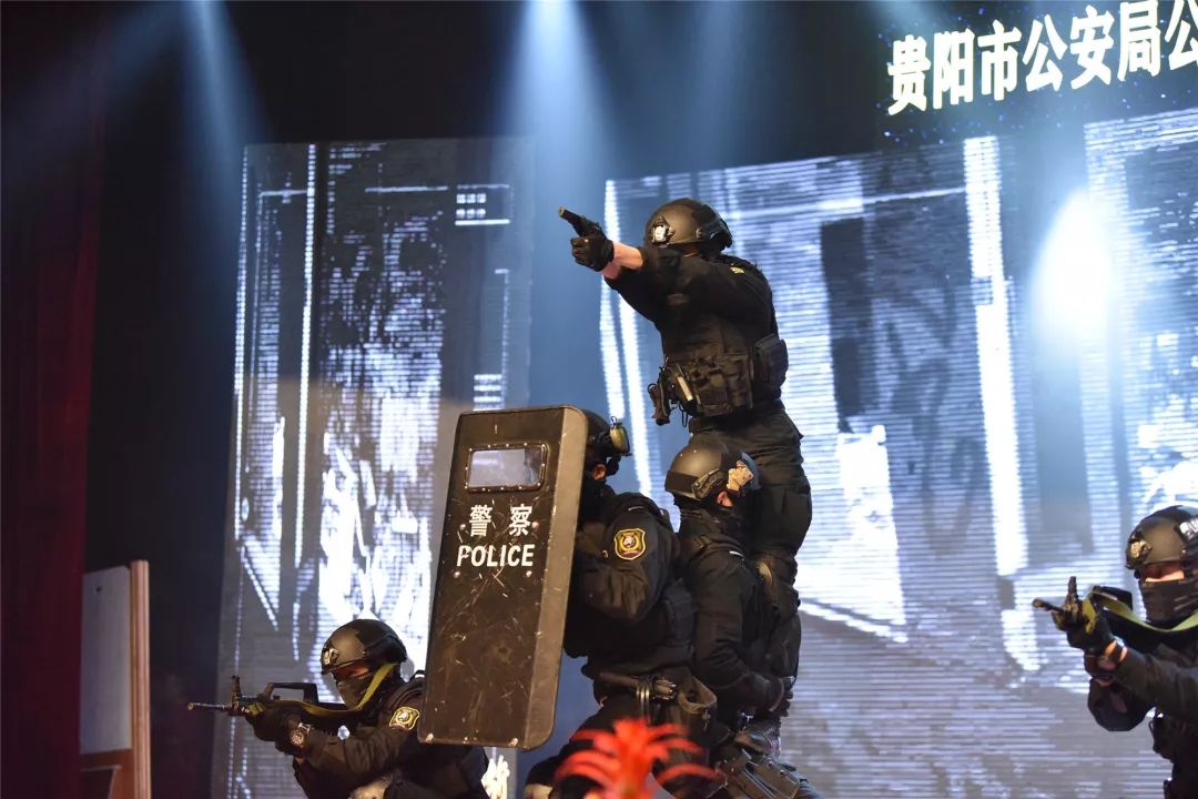 轨道公交分局,轨道交通集团2020总结表彰大会