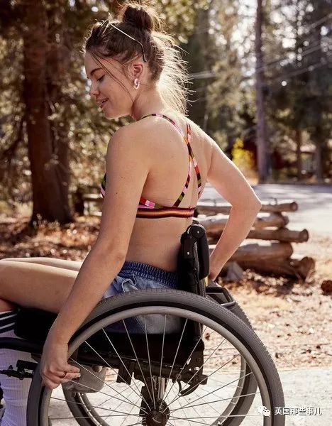 残疾人也能拍出好作品,残疾人的勇敢的视频