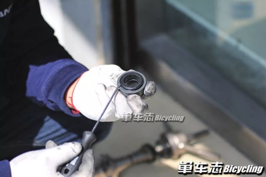 山地车五通滑牙修复多少钱,山地车五通清洗