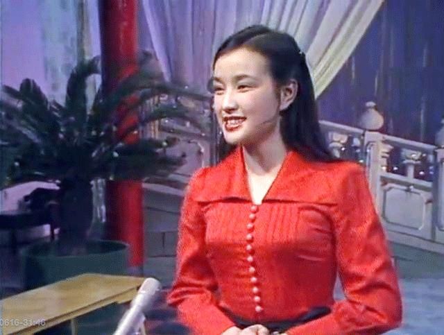 别相信那些杂志博主的，咱爸妈口中的80年代style才是真的80style