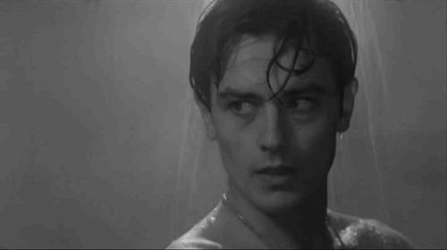 对不起，我没喷香水，那香味是我自带的