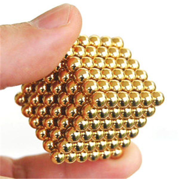 女同事给我推荐了一些「成人玩具」,从此不再寂寞