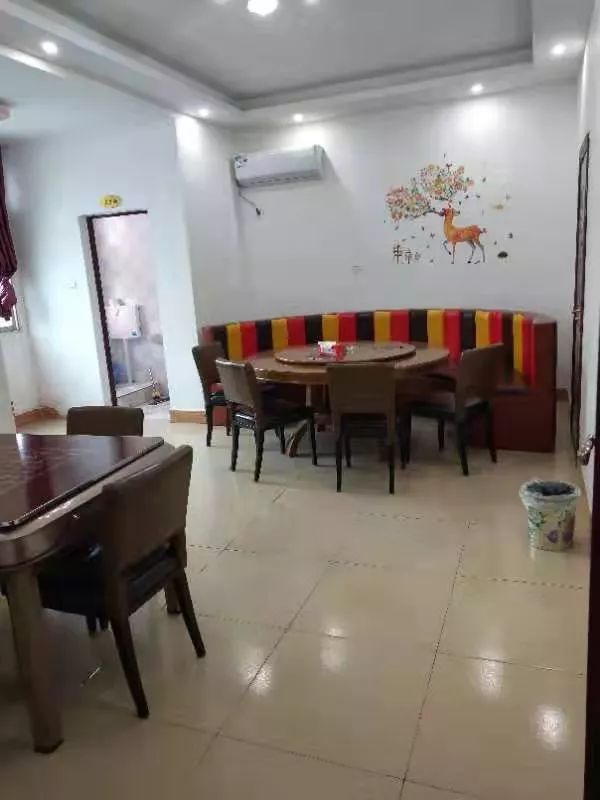 餐饮店转让无转让费最新信息,餐馆整体转让