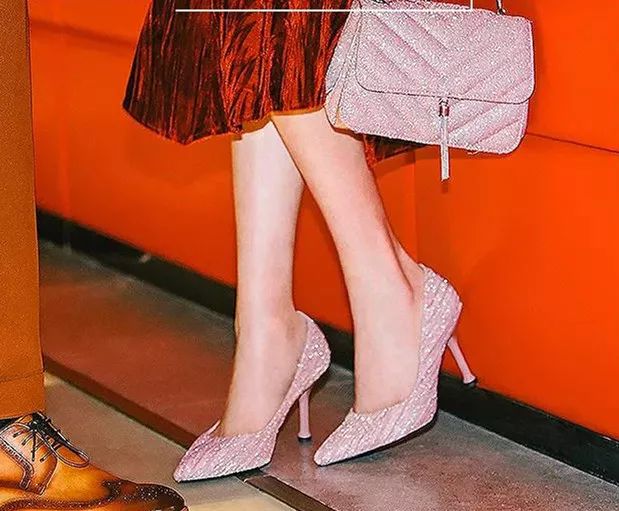 全莱州的女王女神都来了！停车一定免费、万向轮行李箱也一定免费……