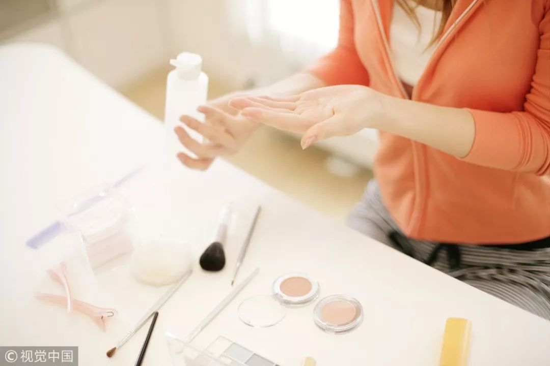 按摩不丰胸!阴天要防晒!88条送给女性的健康建议