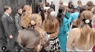 别哭|更美的香奈儿会继续...