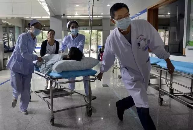 急性心肌梗死院前急救的急救措施,中医治疗急性心肌梗死的急救方法