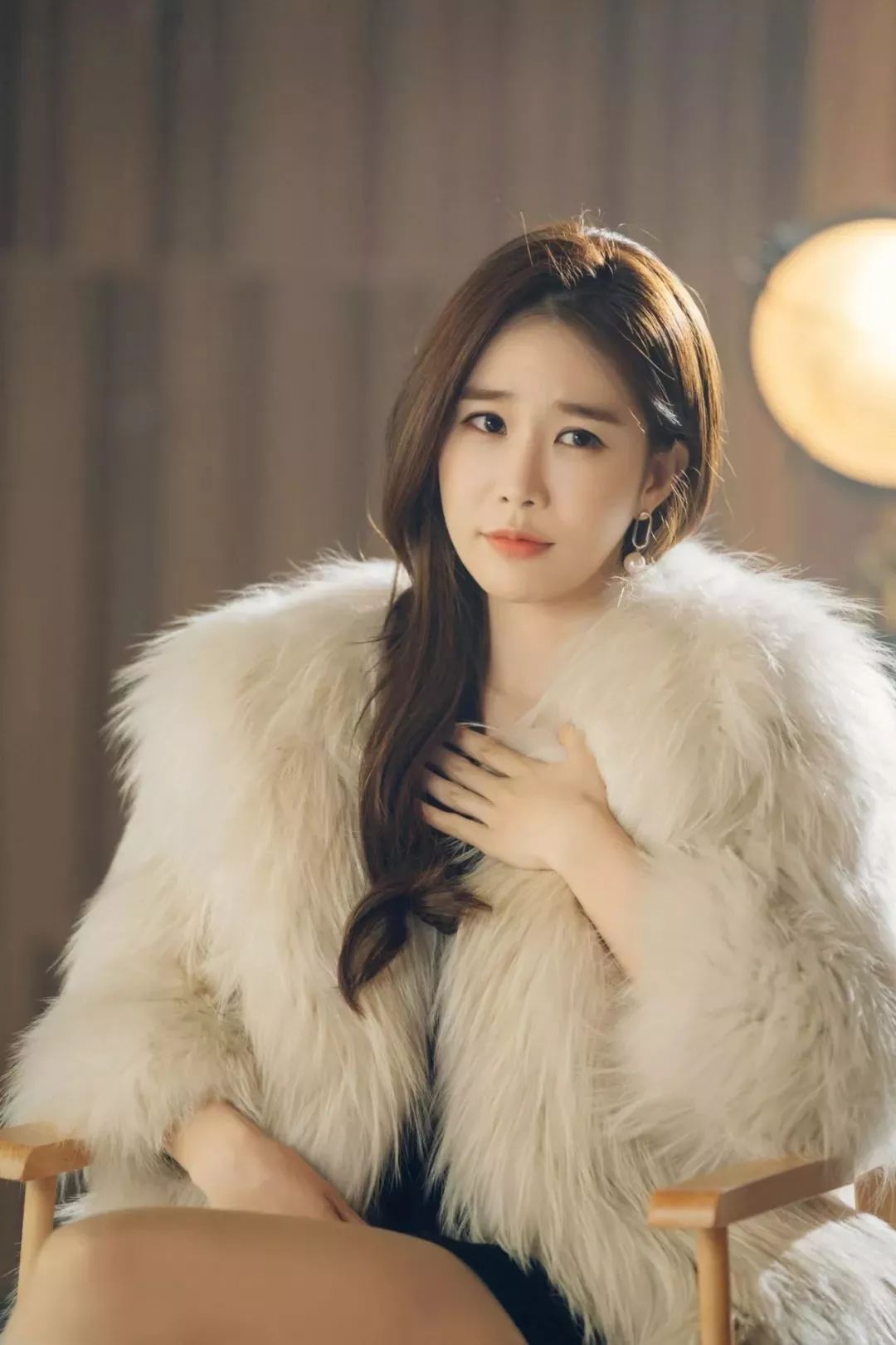 戚薇用的四色眼影,戚薇画繁星四月妆