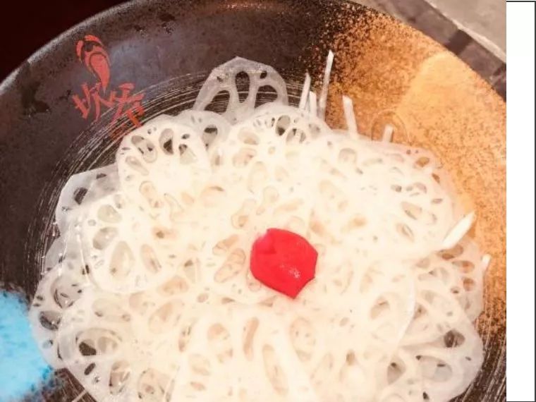 老板不想赚了！东葛路这家火锅套票只要9.9元，还送购物卡！