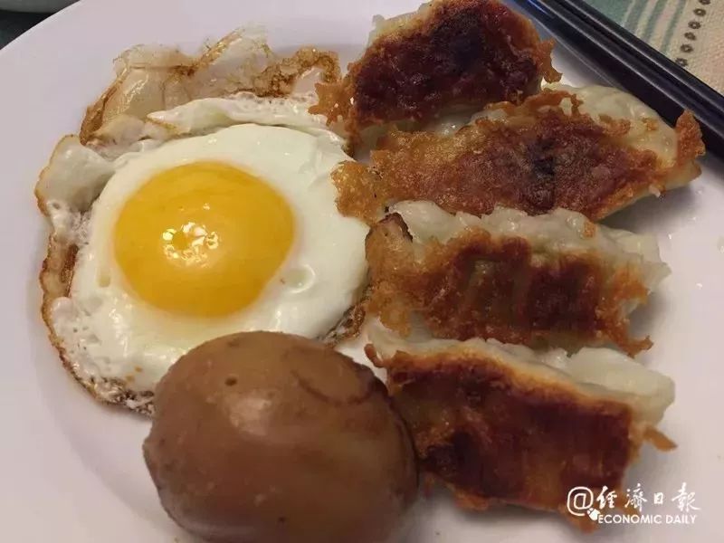 在超市买的卤蛋漏气了怎么赔偿,买的卤蛋坏了一个怎么赔偿