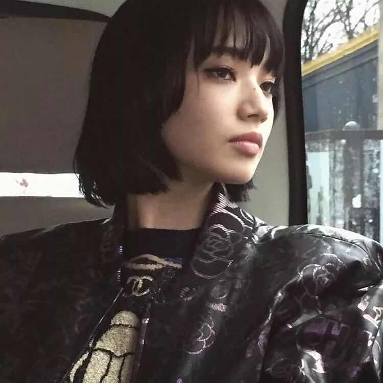 如何打理出最合适自己的短发,准备留长发的短发怎么打理好看