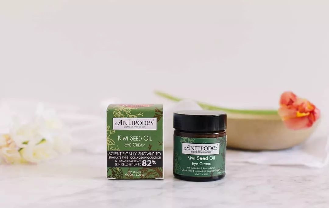 涂眼霜会不会长肉粒,涂眼霜会不会导致眼袋越来越严重