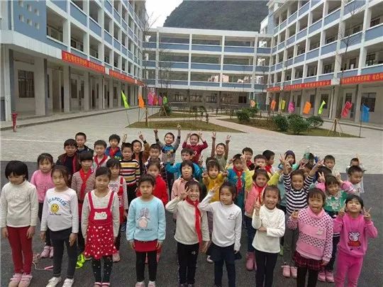 粤桂合作为山娃子上好学筑起坚强后盾