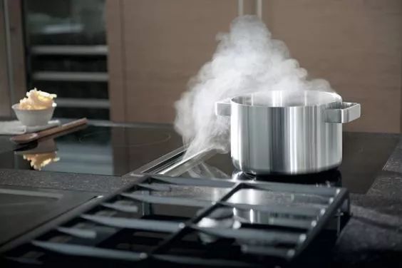 锅盖倒扣在锅上省钱,为什么锅盖倒扣在锅上