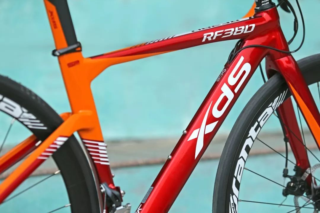 xds喜德盛ad350和rs380怎么选,xds公路车rf380骑行